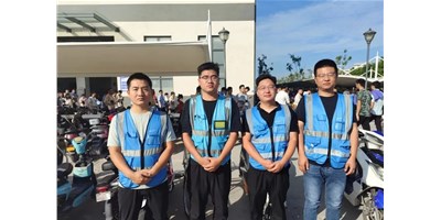 保持熱忱，時(shí)刻堅(jiān)守，是他們的寫照